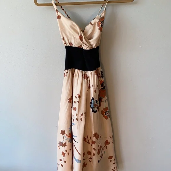 Hype Silk Halter Dress, size 2 - Picture 3 of 12